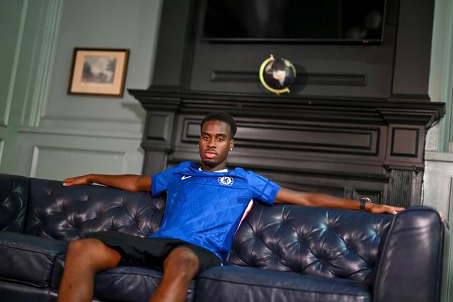 敢于直接突, ue 敢于直接突, ue