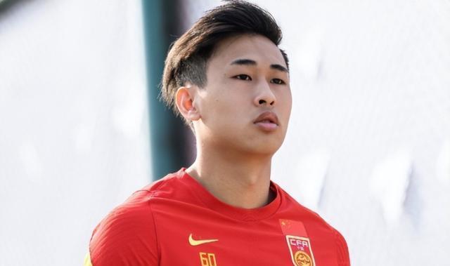 在这场比赛, img, 借身份来到