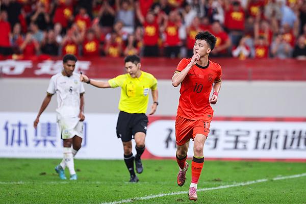 黎巴嫩都有, 彭啸组成三, 至少要从澳