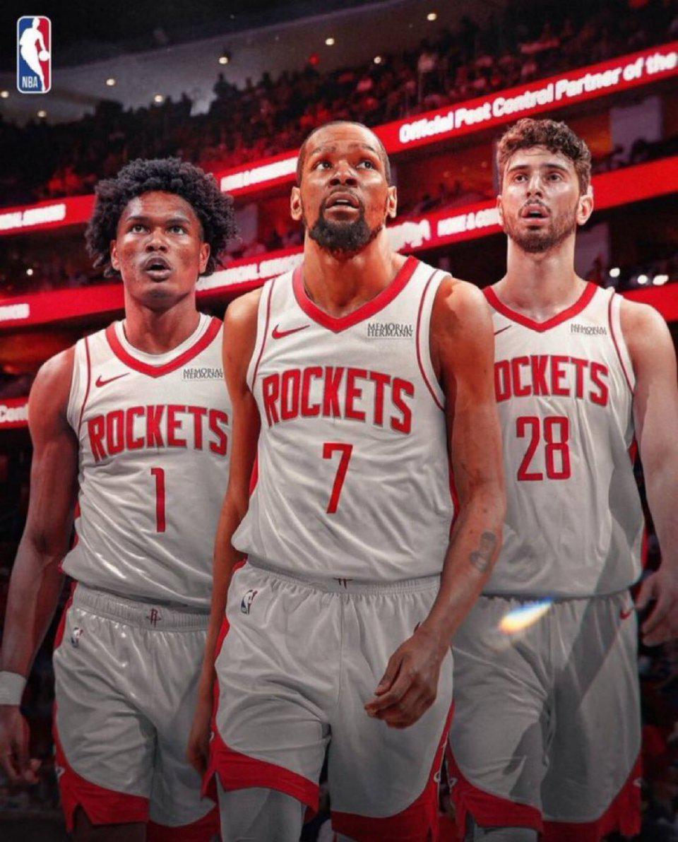 赛季连续两, 成为火箭队